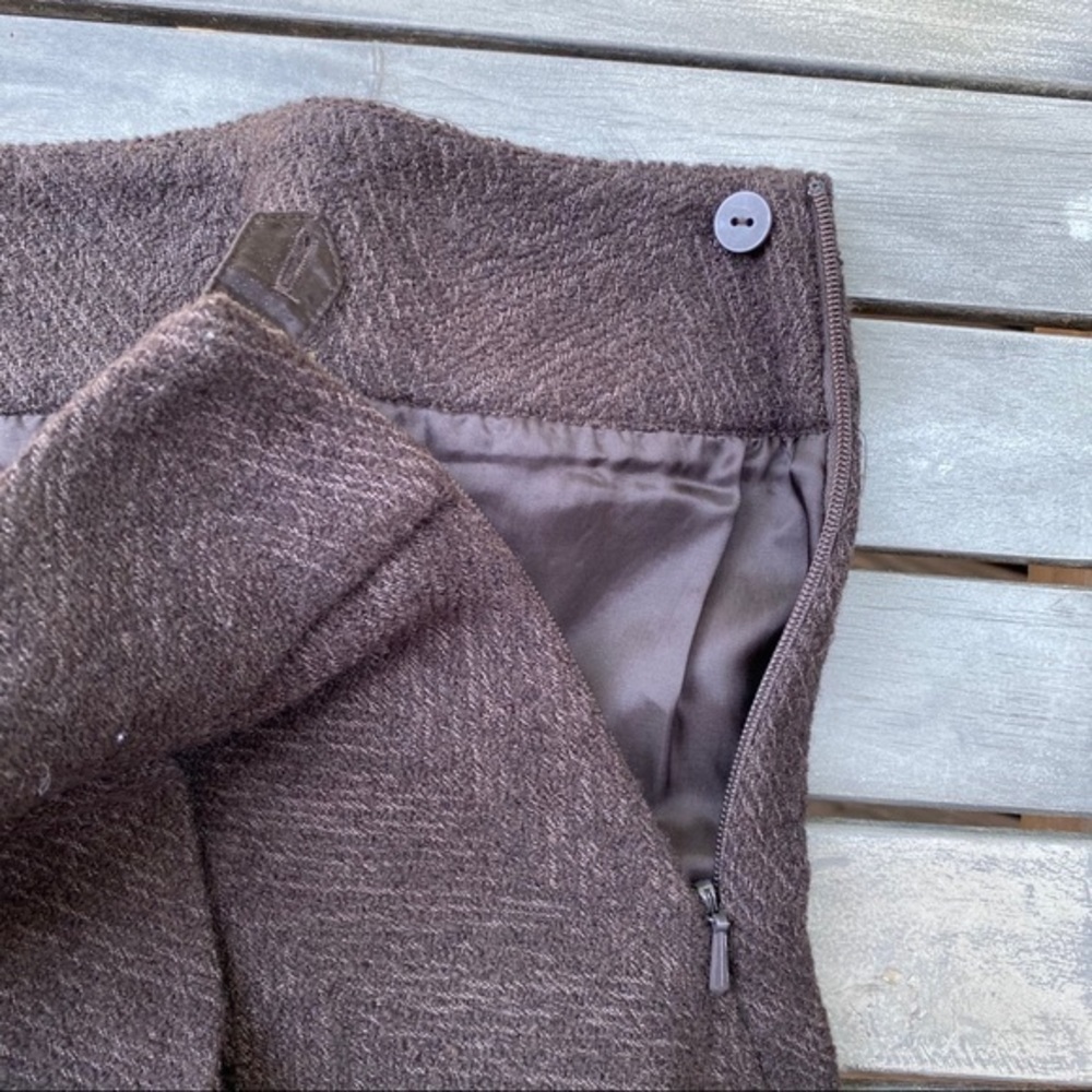 🛑 {SOLD} Eileen Fisher Wool Herringbone Tweed Pleated Mini Skirt - Picture 4 of 6